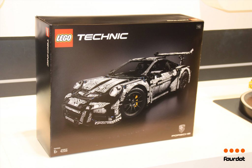 New Porsche 911...made of Lego!!
