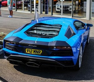 Aventador S