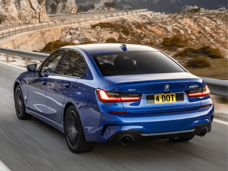 BMW 3 Series Carbon Design Classic Plate Set