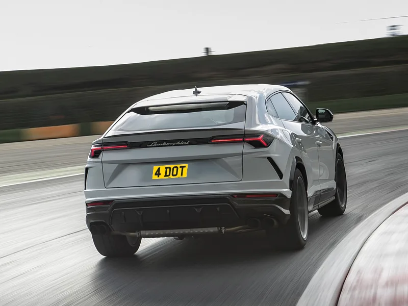 Lamborghini Urus Zero Plate Set