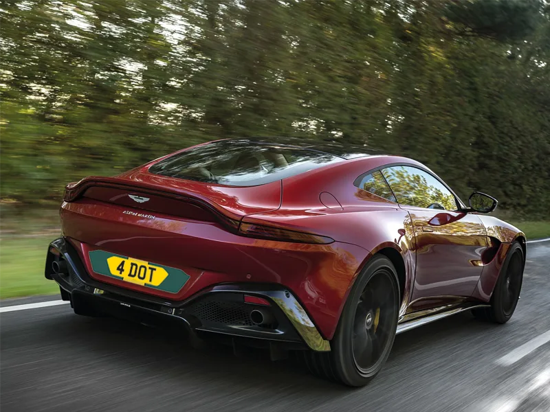Aston Martin Vantage Striped Aston Livery Signature & Classic Plate Set