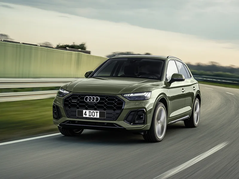 Audi Q5 Black Classic Plate Set