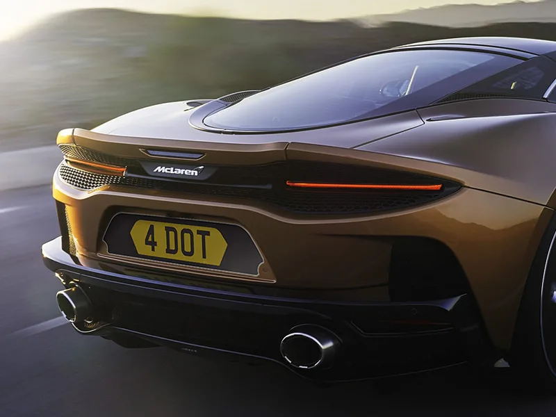 McLaren GT Signature Black Set