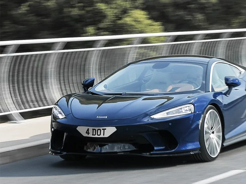 McLaren GT Signature Black Set