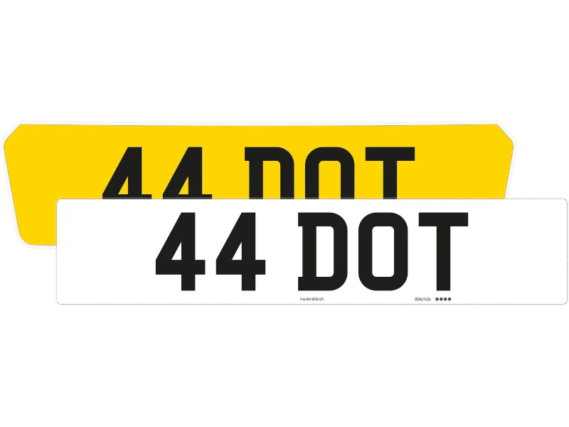 Ferrari Purosangue Reflective Signature & Classic Plate Set