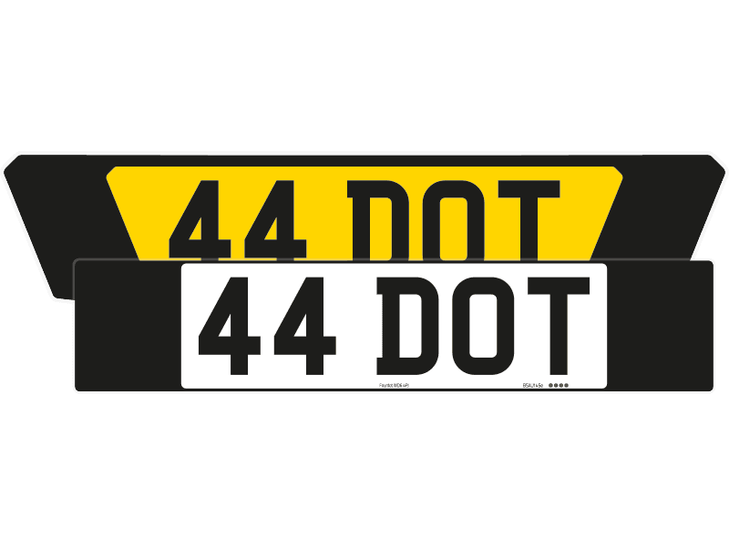 Ferrari 812 GTS Black Signature & Classic Plate Set