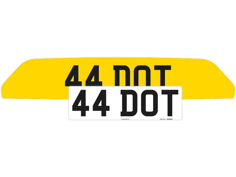 Ferrari 812 Superfast Reflective Signature & Zero Plate Set