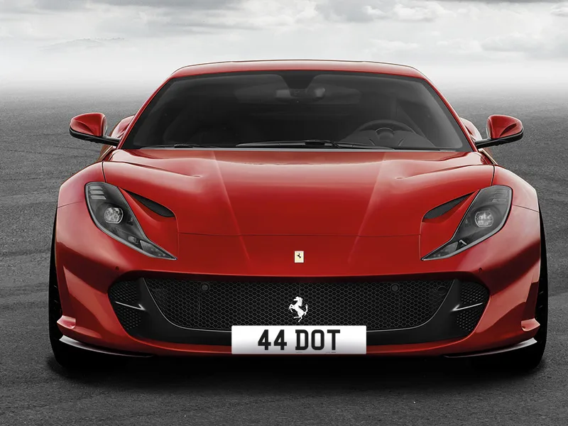 Ferrari 812 Superfast Reflective Signature & Classic Plate Set