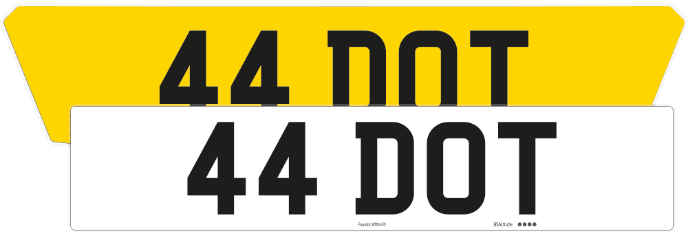 Ferrari 812 GTS Reflective Signature & Classic Plate Set