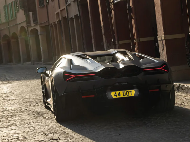 Lamborghini Revuelto Black Signature & Zero Plate Set